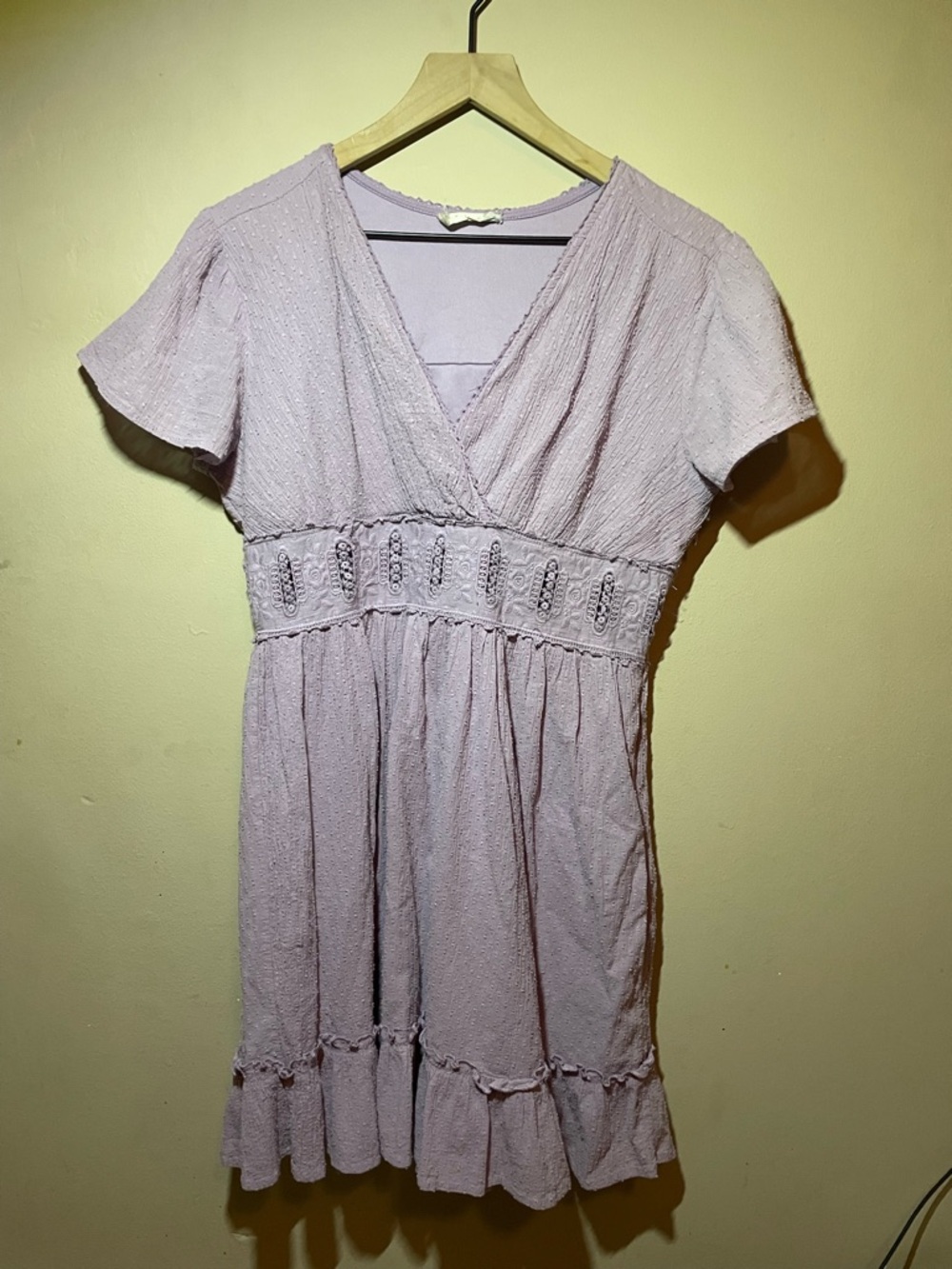 Altar'd State Light Lavender Textured V-Neck Mini Dress size large, flawed